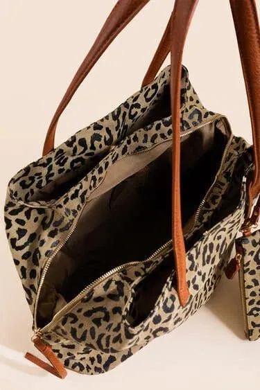 BGA84850 Three Compartment Leopard Tote