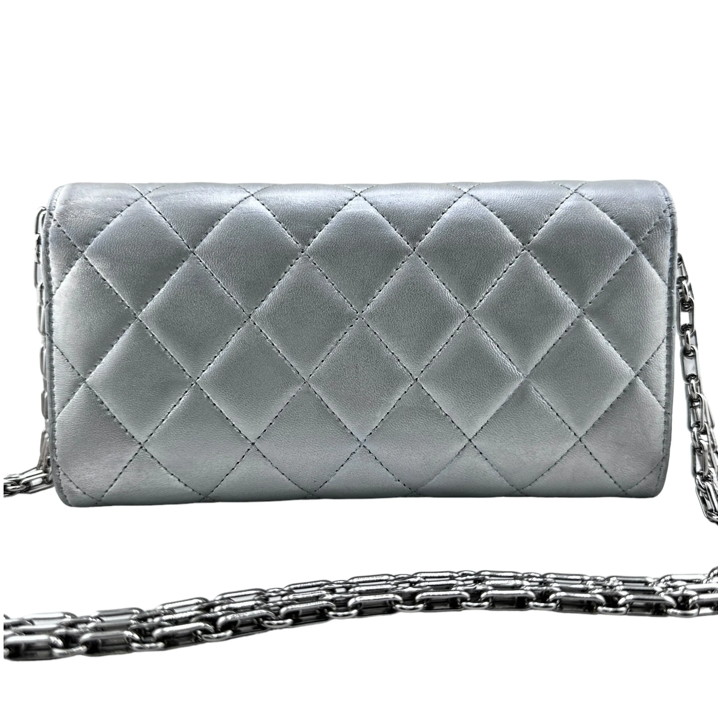 CHANEL Lambskin Classic Flap Gusseted Wallet