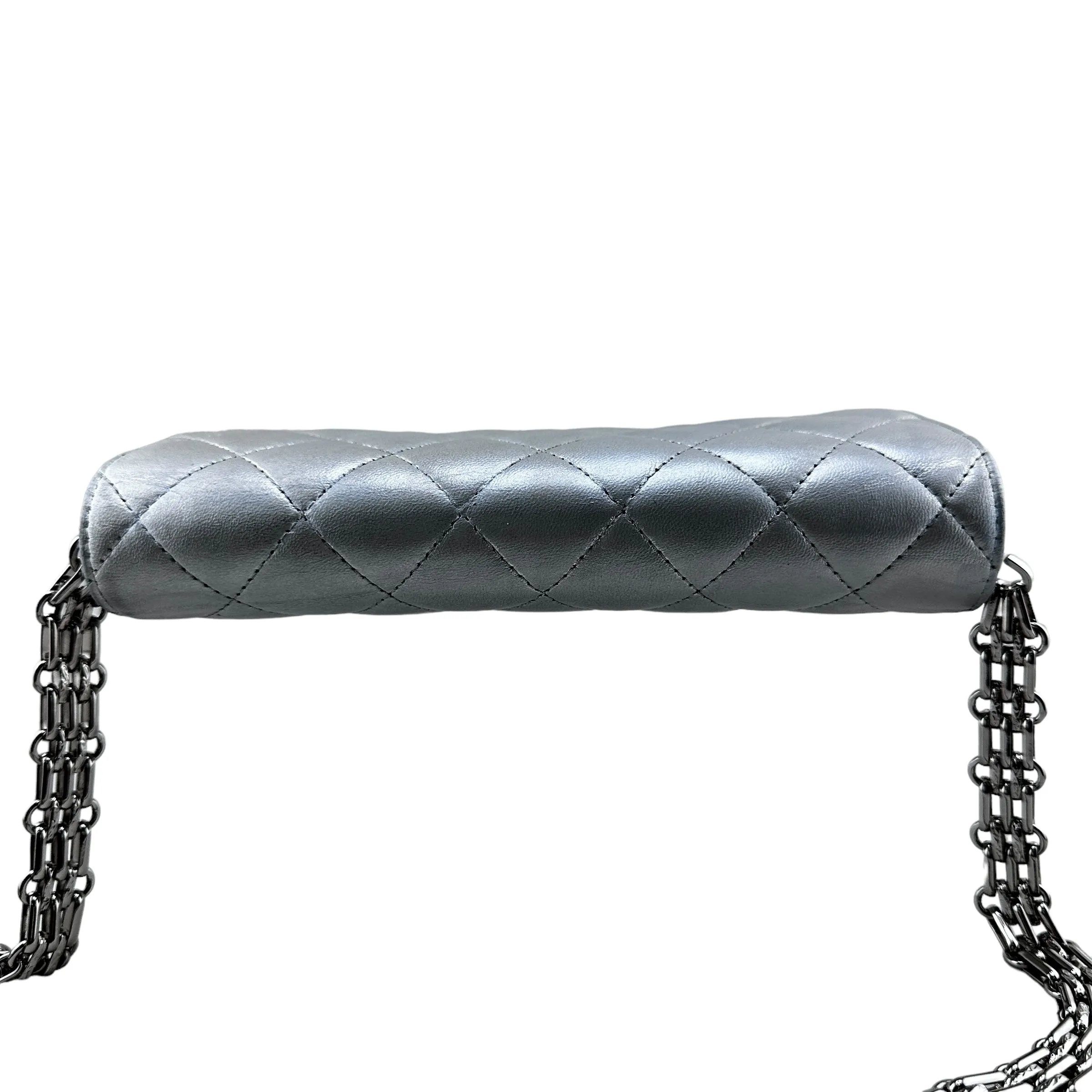 CHANEL Lambskin Classic Flap Gusseted Wallet